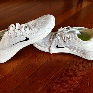 Nike Free Run shoes - white - size 6